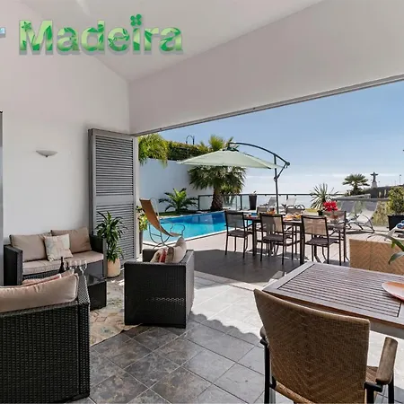 Villa Ourmadeira - Sol E Mar, Spacious