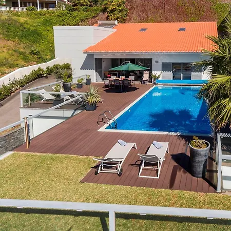 Ourmadeira - Sol E Mar, Spacious Villa