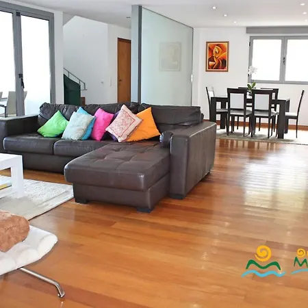 Ourmadeira - Sol E Mar, Spacious Villa Caniço